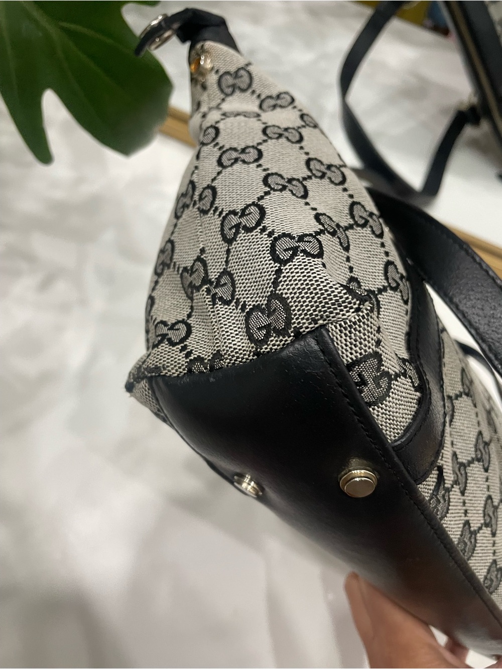 Gucci Black & Beige GG Canvas Tote Bag - Picture 11 of 16